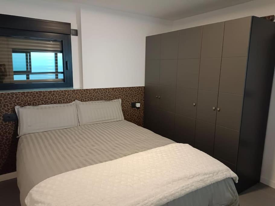 Estupendo Apartamento En Planta 23 Primera Linea Benidorm Zewnętrze zdjęcie